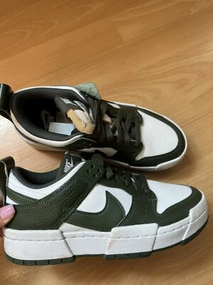 Nike  - Bild 1 von 4