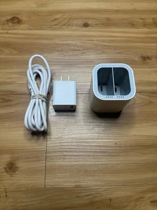 Ring Quick Release Battery Pack Charging Station (5AT3S6) - White Used - Picture 1 of 5