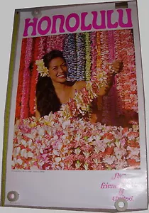 Bellissimo poster da viaggio vintage United Airlines Hawaii 1967 Lei Girl Honolulu - Foto 1 di 1