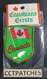 CANADIANA CRESTS CANADA FLAG WITH BEAVER SOUVENIR PATCH - Picture 1 of 2