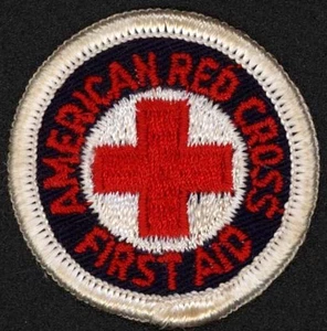 Vintage uniform patch AMERICAN RED CROSS First Aid small round hat size n-mint+ - Picture 1 of 2