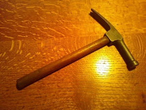 VINTAGE  TACK Cobbler's HAMMER  7 1/2 Inches - Picture 1 of 4