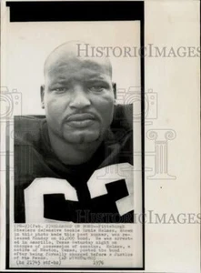 1976 Press Photo Pittsburgh Steelers football player Ernie Holmes - hps25476 - Picture 1 of 2