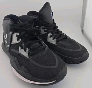 Nike Kyrie Infinity DD0334-005 Kids UK 4.5 Basketball Shoe Black Metallic Silver - Picture 1 of 12