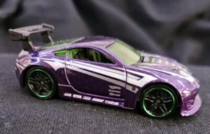Hot Wheels 2010 Mystery Car Nissan 350Z Purple - Picture 1 of 7