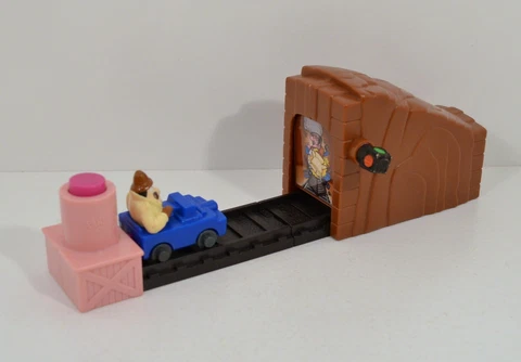 RARE 1999 Inspector Clouseau Crash Course 9" Burger King EUROPE Pink Panther Cover