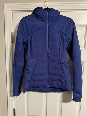 Chaqueta para mujer Lululemon Down For It All talla 6 - azul psíquico COLOR RARO  Foto 1 de 4