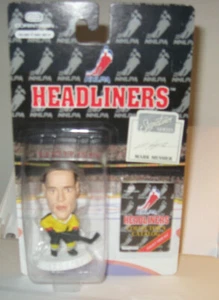 NHL - HOCKEY - CORINTHIAN - NHL HEADLINERS - MARK MESSIER - 1996 -NEW IN PACKAGE - Picture 1 of 2