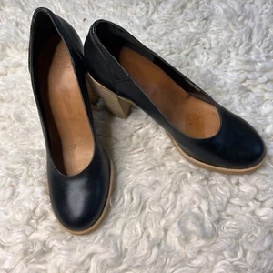 Swedish Hasbeens Pumps Loafer Heels Size 41 Black Wood Block Heel US 9.5-10 EUC - Picture 1 of 9