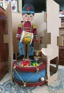 Soldier Drummer Boy Action Wooden Music Box Enesco Vintage Tested & Works - Picture 1 of 9