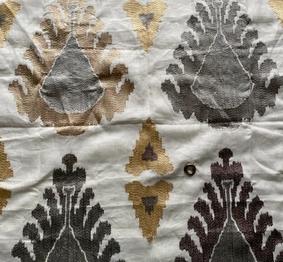 Remanente de tela de diseñador Lee Jofa Threads Exuberance plata/marfil 24x24" Foto 1 de 4