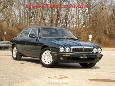 2000 Jaguar XJ 4dr седан L - Изображение 1 из 4