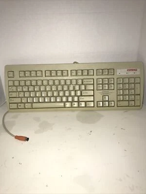 Vintage Compaq keyboard RT235BTW. 121975-201 C  Bone White. Rare - Image 1 of 4