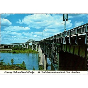 Vintage Seaway International Bridge Postcard Ontario Canada - Picture 1 of 2