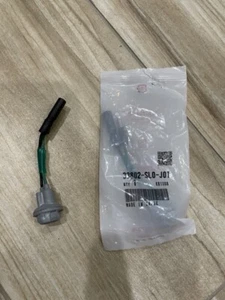 NEW Honda Acura JDM NSX light indicators harness socket. 33802-SL0-J01 - Picture 1 of 1