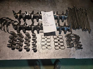 2007-2010 LBZ LMM 6.6L DURAMAX ENGINE VALVETRAIN REF46 - Picture 1 of 14