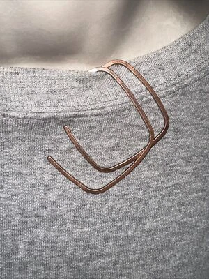 J CREW Square Box Boxy Gold Brass Hoop Earrings nwot NEW BID 4 CHARITY❤️252 — 第 1/4 张图片