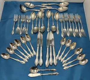 43 Teile Oneida Deluxe Edelstahl Strathmore Besteck Silberbesteck Küchenutensilien - Bild 1 von 9