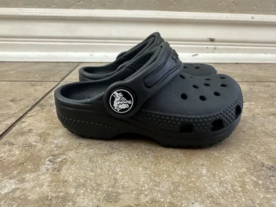 Toddler Crocs Size C5 - Image 1 of 4