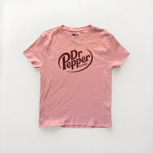 Camiseta Dr. Pepper Logo Rosa XLarge Nueva 0121 - Imagen 1 de 4