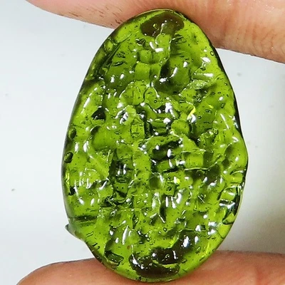 18.60 CT Lab Created Green Moldavite Fancy Cabochon Gemstone 19x28x4 mm GTi167 - Image 1 of 4