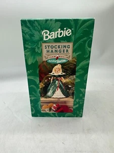 Barbie Hallmark Holiday Navidad Medias Colgador 1996 EN CAJA Vestido Verde Brillo - Imagen 1 de 5