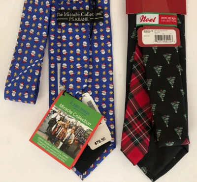 Lote de 2 NUEVOS con Etiquetas Árbol de Navidad Corbatas de Papá Noel Jos A Bank ($79.50) y Kohl’s ($32) Foto 1 de 4