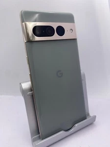 Google Pixel 7 Pro GP4BC - 128GB - Verde Cedro - Foto 1 di 6