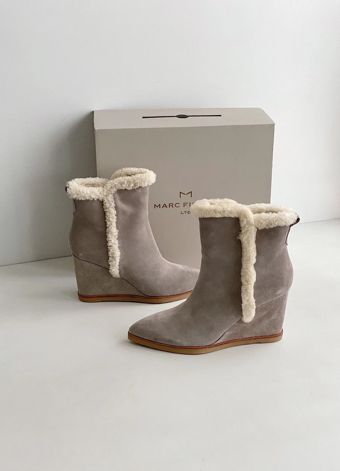 ✨Nuevos botines de cuña MARC FISHER Brendan de gamuza con ribete de piel de oveja grises para mujer talla 9M Foto 1 de 4