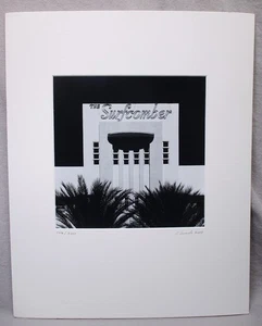 Art Deco Surfcomber Hotel Miami Beach von Chendo Perez spanischer Fotograf - Bild 1 von 7