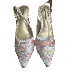 J Renee Damen 7,5 Blumenmuster orientalischer Jacquard Slingback spitz zulaufend neu - Bild 1 von 8