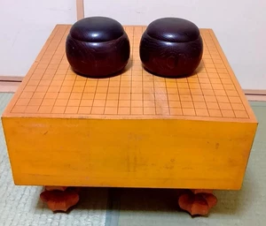 Japanese Go-Board Goban with Legs IGO Game includes Go stones Old Vintage  #409 - Picture 1 of 15