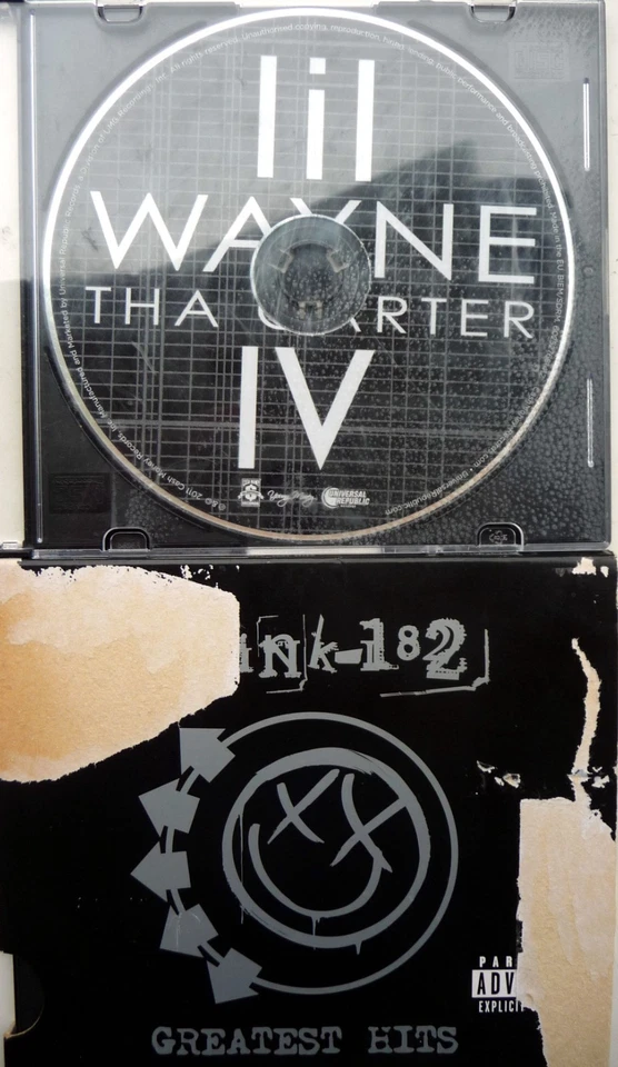 2 CD: Lil Wayne - Tha Carter IV + Blink 182 Greatest Hits (Slide Pack) - Bild 1 von 2