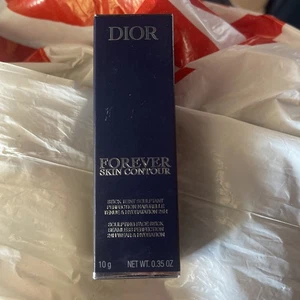 Base en barra multiuso Dior Forever Skin Perfect hidratación 24 horas -01 luz - Imagen 1 de 2