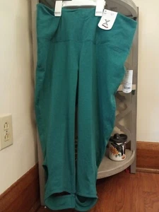 Woman's Size 1X high Rise Low Compression Stretch XERSION Capris - Picture 1 of 3