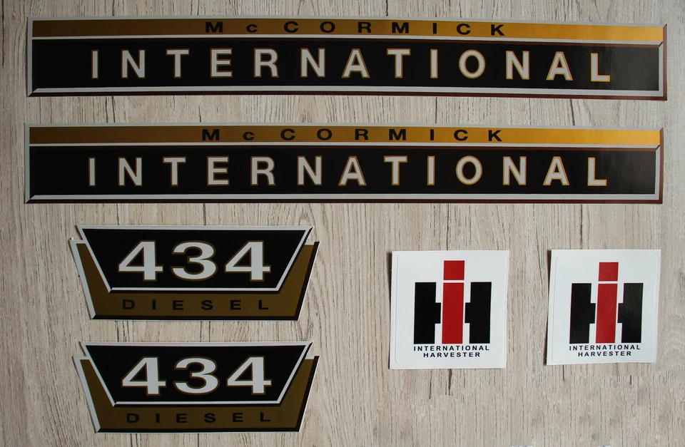 IHC / Mc Cormick  Aufkleber international 434 Gold Logo Emblem Sticker Label - Bild 1 von 1