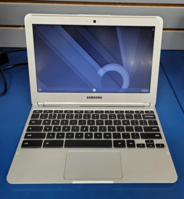 三星 Chromebook 11.6 英寸 XE303C12(16GB SSD,Exynos 5 Dual,1.7GHz,2GB RAM) — 第 1/4 张图片