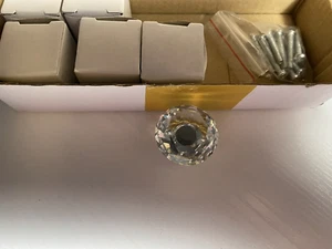 6 Pcs 1" Clear Diamond Crystal Glass Cabinet Knobs – Drawer Pulls Handles - Picture 1 of 3