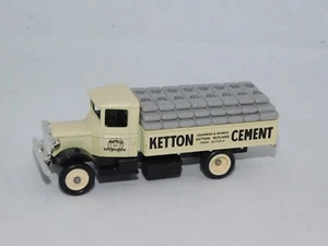 Lledo Diecast Model DAYS GONE 1934 Cream Mack Sack Truck KETTON CEMENT O SCALE - Picture 1 of 4