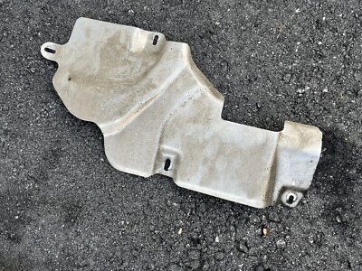 Protector térmico colector motor izquierdo mercedes-benz r129 sl500 Foto 1 de 4