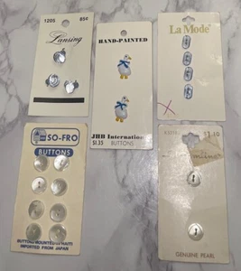 Vintage 5 Cards Of Plastic Buttons 2 Cute Hand Painted Ducks Lot 125-51 - Picture 1 of 14
