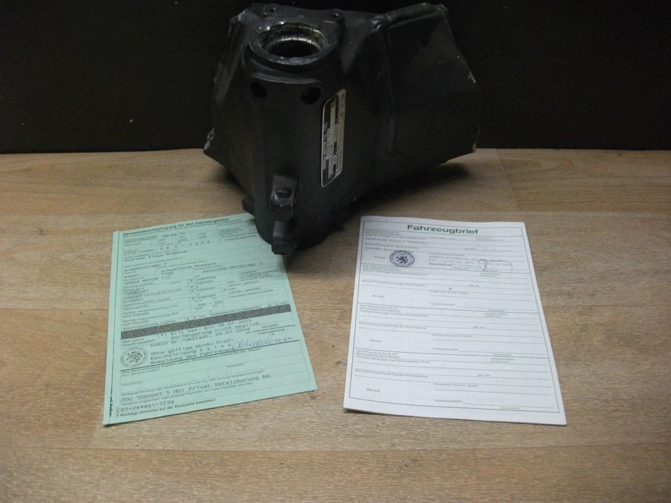 Honda CBR900RR SC50 Bj.02-03 Unfallrahmen Cadre + Brief Ez.4.2003 - Photo 1/1