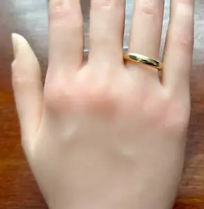 14k Yellow Gold Mens Wedding Band Ring Sz 8 - Picture 1 of 6