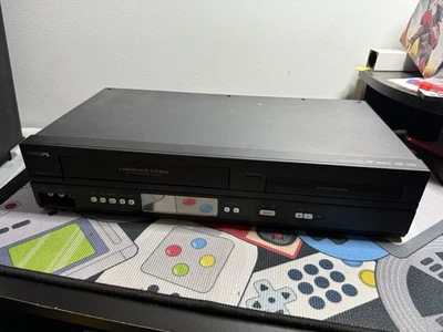 Philips DVP3355V/F7 VD/VCR Player - Black - Image 1 of 2