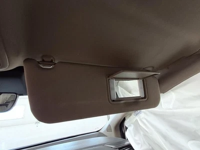 Used Right Sun Visor fits: 2018 Honda Odyssey Right Grade A - Image 1 of 4