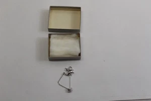 Vintage Avon Pin Teapot and Tea Cup Design Stickpin - Picture 1 of 8