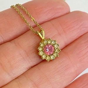 Vintage Avon Necklace Gold Tone Pink Stone Floral Pendant Dainty Delicate Spring - Picture 1 of 15