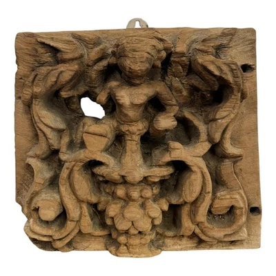 Antiguo marco colgante de pared antiguo hecho a mano de madera fino diseño único en relieve Foto 1 de 4