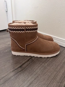 UGG Classic Mini Atherson Boot Men’s size 12 - Picture 1 of 6