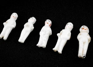 5 Victorian German Porcelain 25 mm's high Frozen Charlotte 'Penny' Dolls set 2 - Picture 1 of 3